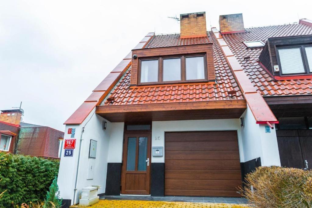 Tamara With Air-conditioning And Parking Apartamento Praga